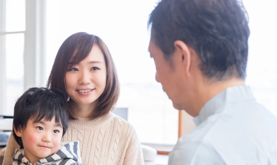 虫歯(虫歯菌)は、人から人へうつります。